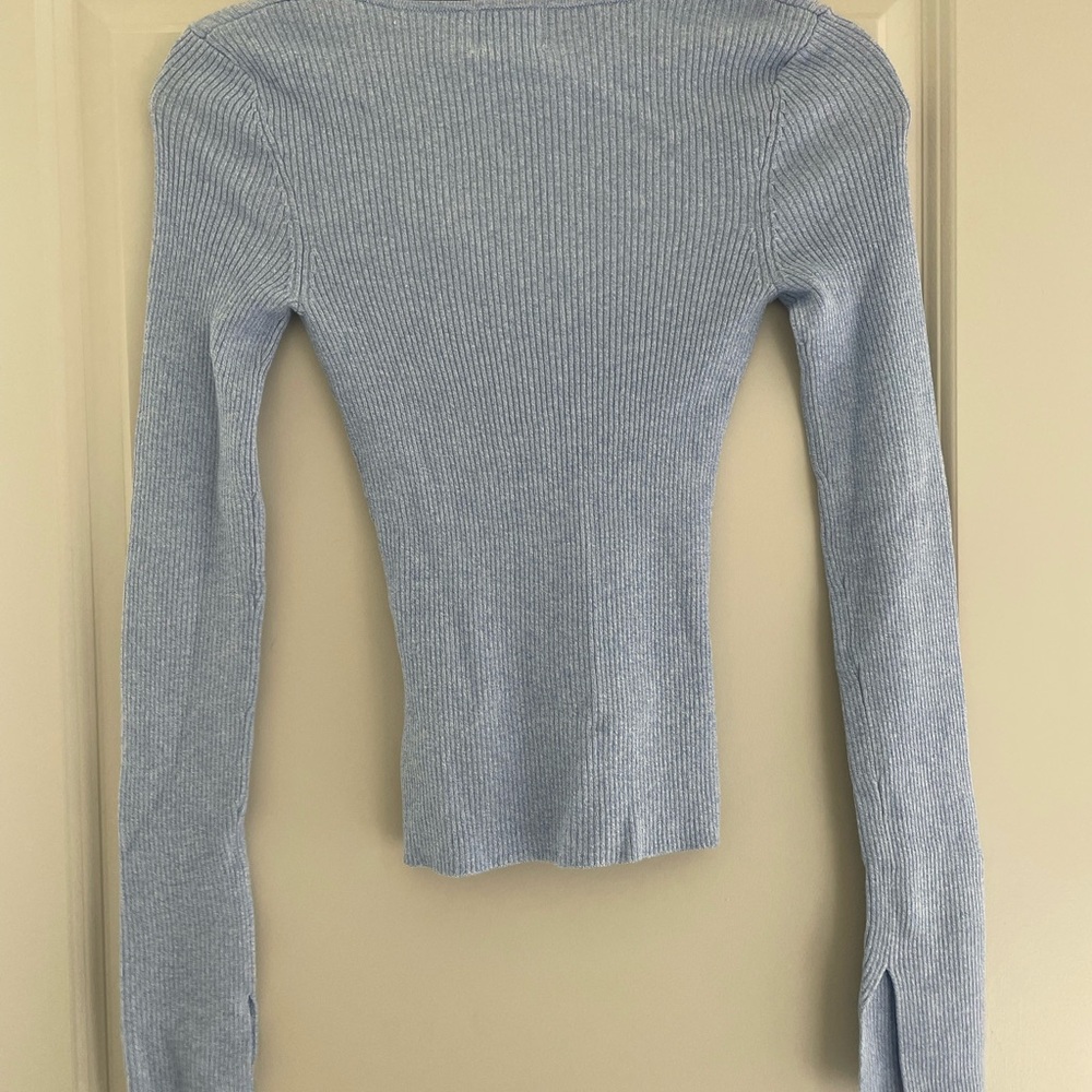 Light Blue Ribbed Knit Top - Picture 3 of 4